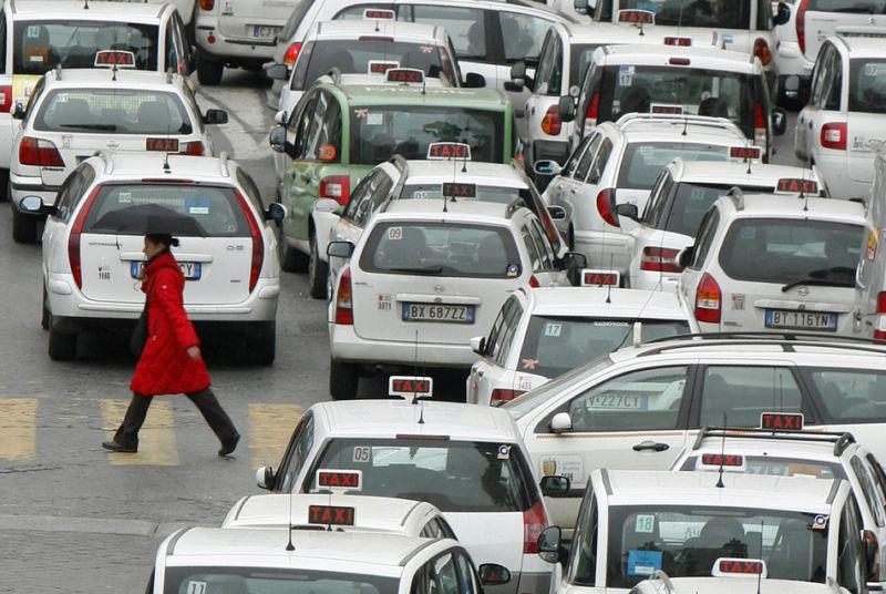 5567-taxi-roma