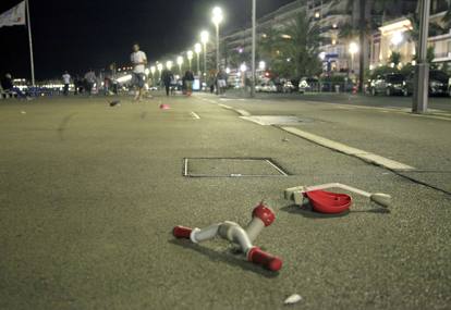 La dinamica dell'attentato di Nizza