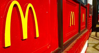 mcdonald's rivoluziona il menù pronti gli hamburger freschi