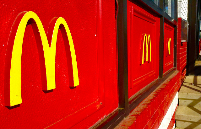 mcdonald's rivoluziona il menù pronti gli hamburger freschi