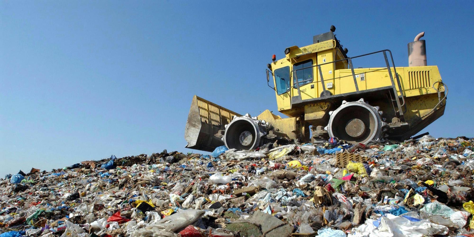ecosostenibilità la cina blocca l'importazione di rifiuti problema per il mondo intero