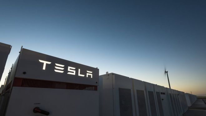 tesla-batteria-piu-grande-del-mondo-australia