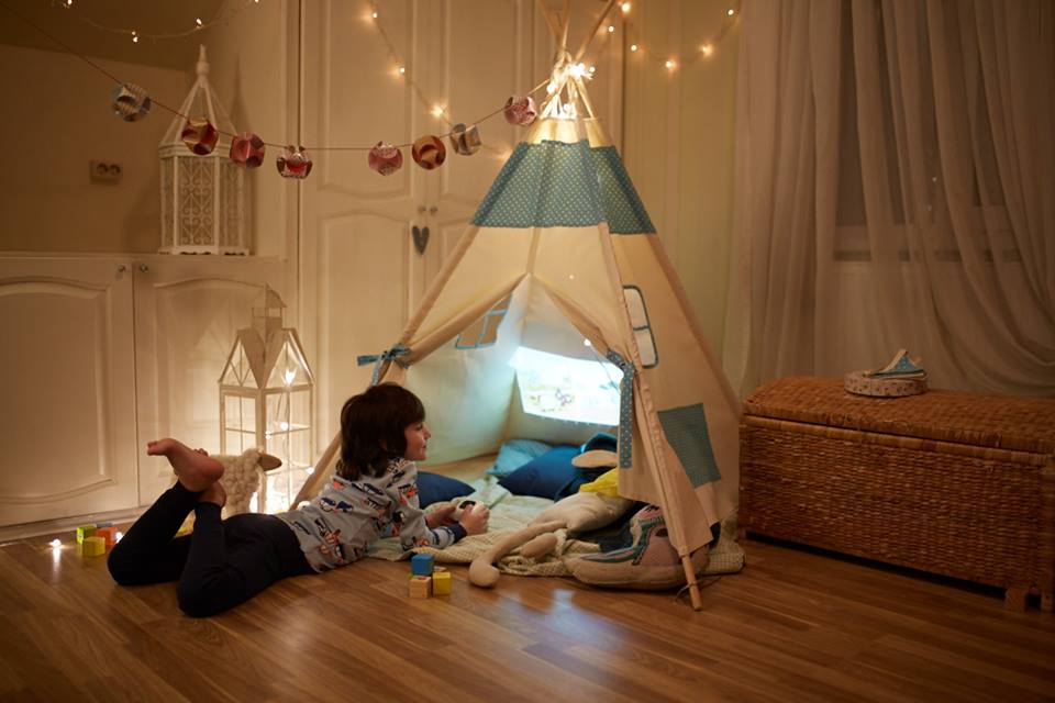 CINEMOOD-Portable-Kids-Projector-Camping