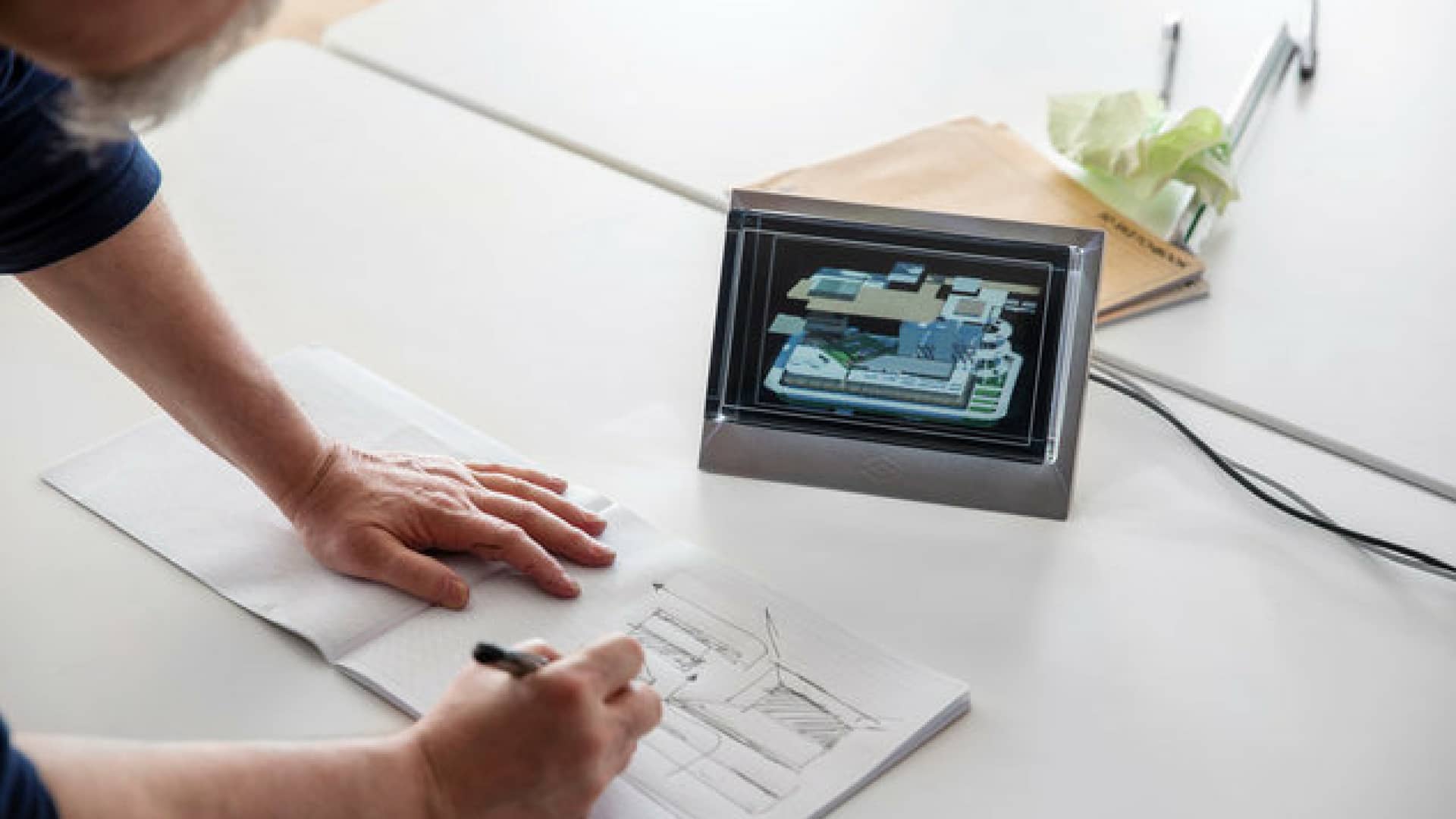 the-looking-glass-ologramma