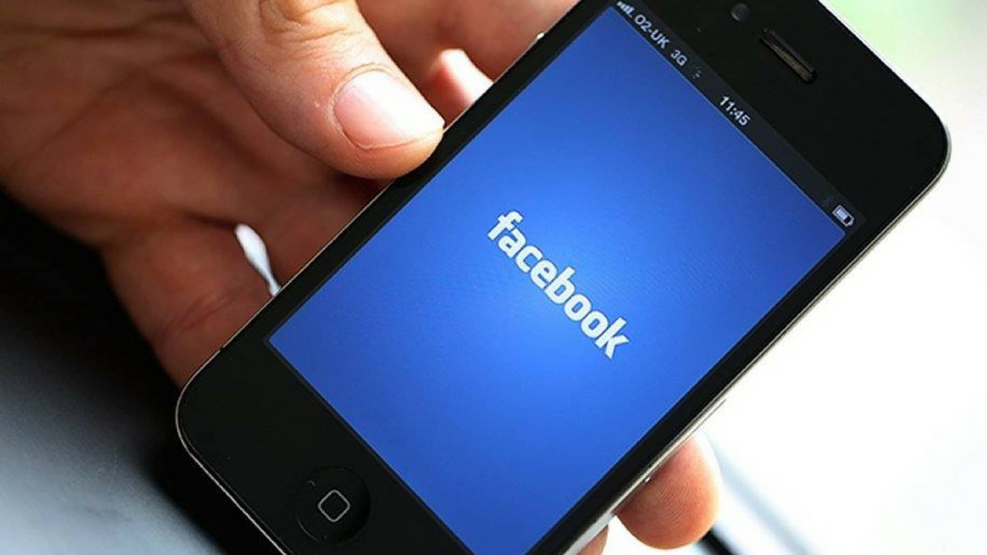 facebook-dati-banche