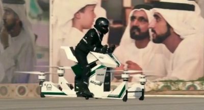 moto-volante-Dubai-polizia