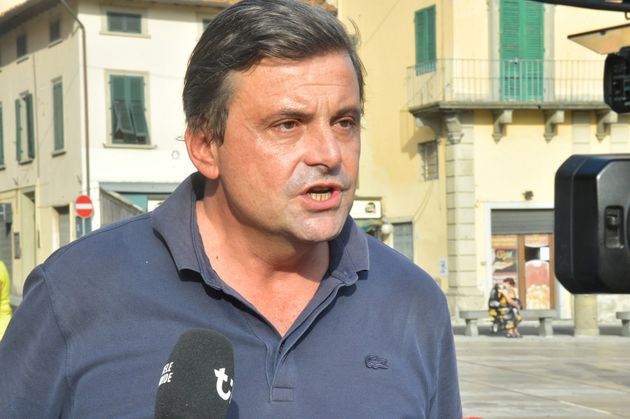 Calenda non fa sconti: "Nessun patto con chi ha portato Roma al collasso in questi anni"