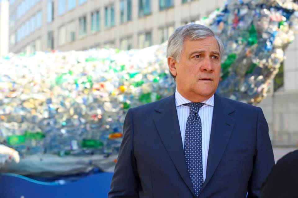 Forza Italia contro l'ipotesi Meloni premier: "Troppo presto per scegliere il candidato"