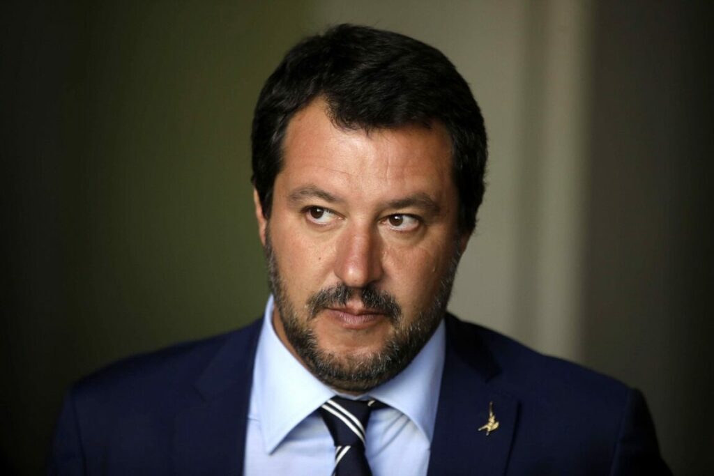 Salvini cambia ancora una volta idea sul blocco dei licenziamenti: "Va prolungato oltre giugno"