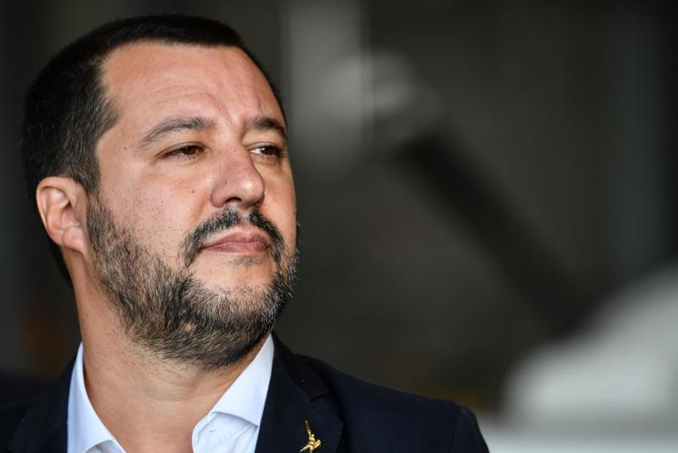 Salvini su Italia-Belgio: "Azzurri in ginocchio? Non si affronta così il razzismo"
