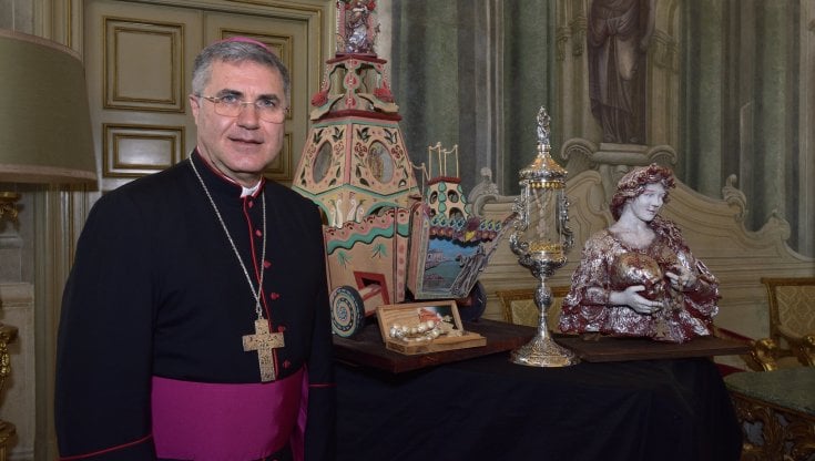 Migranti, l'arcivescovo di Palermo: "Morti in mare avvolte da un silenzio disumano"
