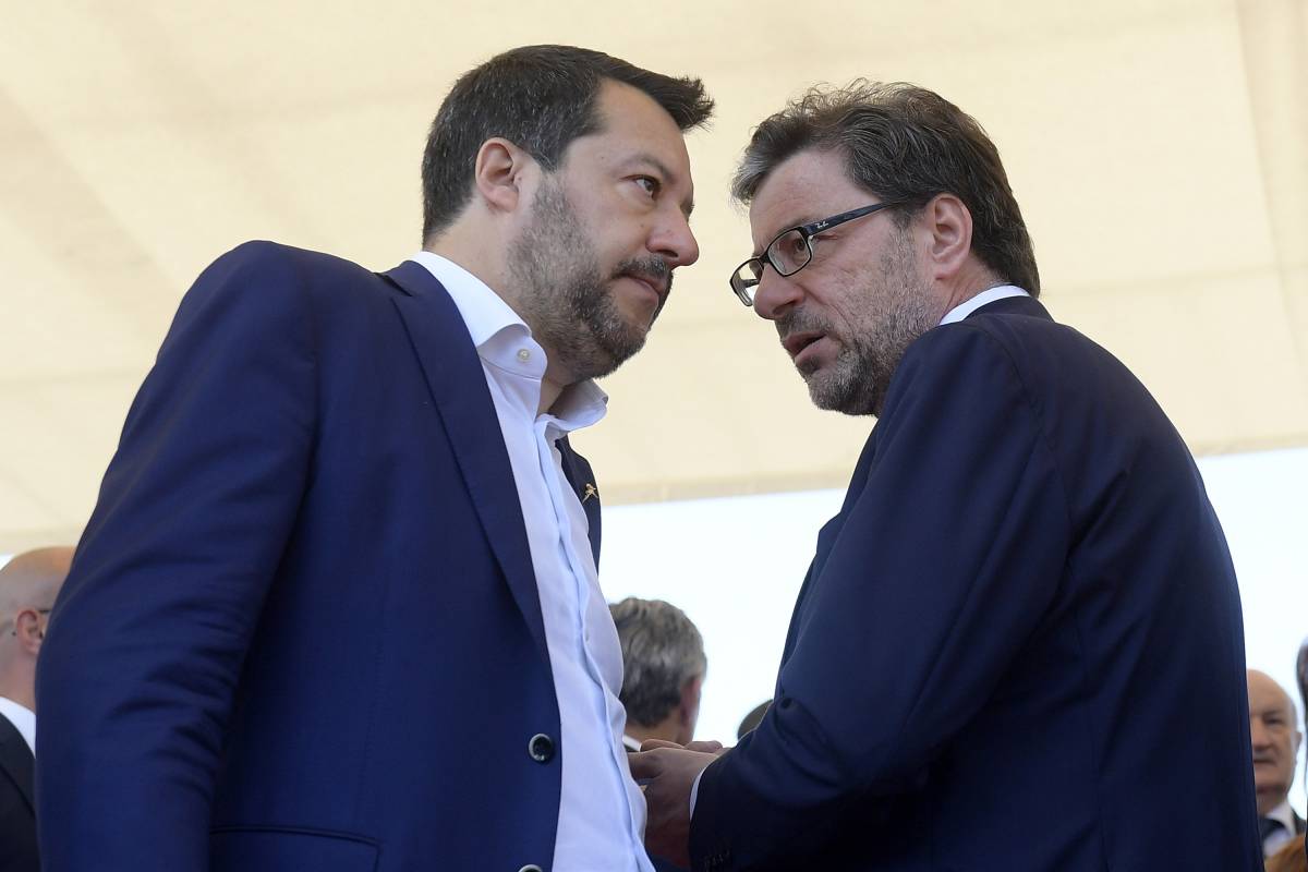 Giorgetti avverte Salvini: "Decidi da che parte stare"