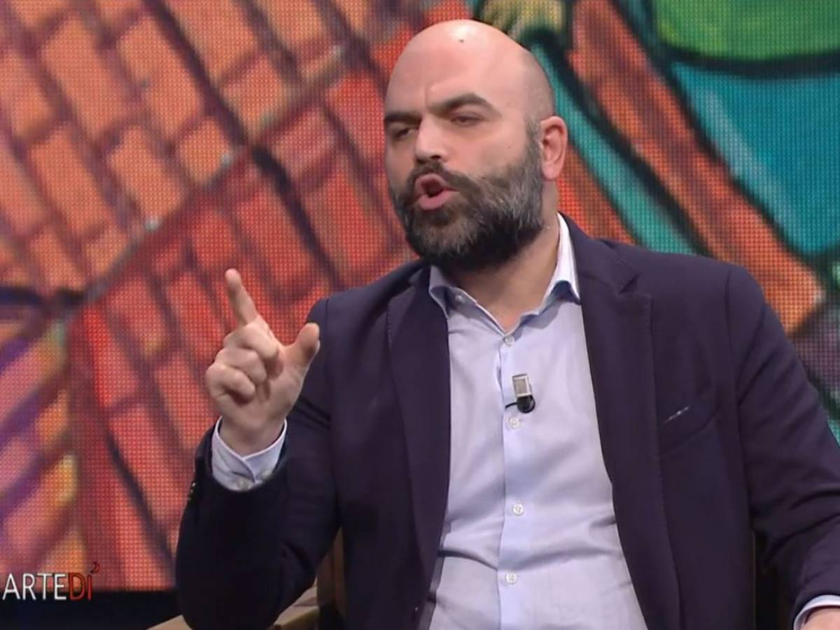 Saviano non si pente di aver definito bastardi Salvini e Meloni