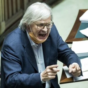 L'opinione di Sgarbi su Greta Beccaglia fa discutere