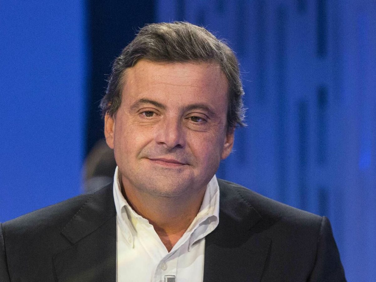 Calenda annuncia le dimissioni ed è bufera social