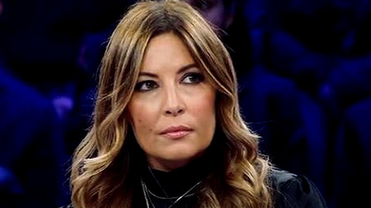 Selvaggia Lucarelli contro il tampone obbligatorio