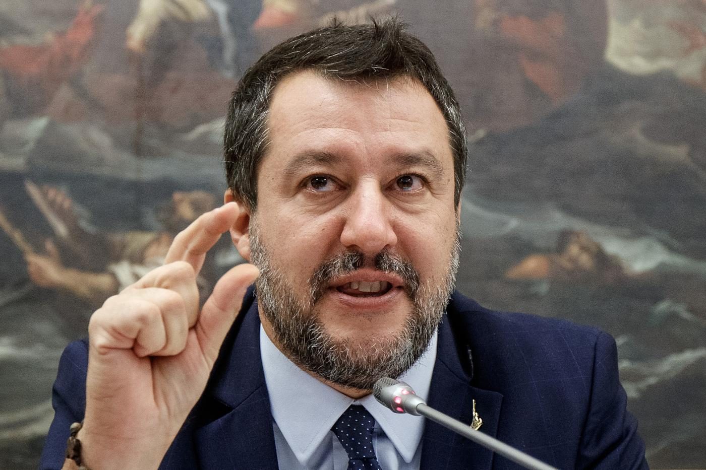 Brutte notizie per Salvini dai social