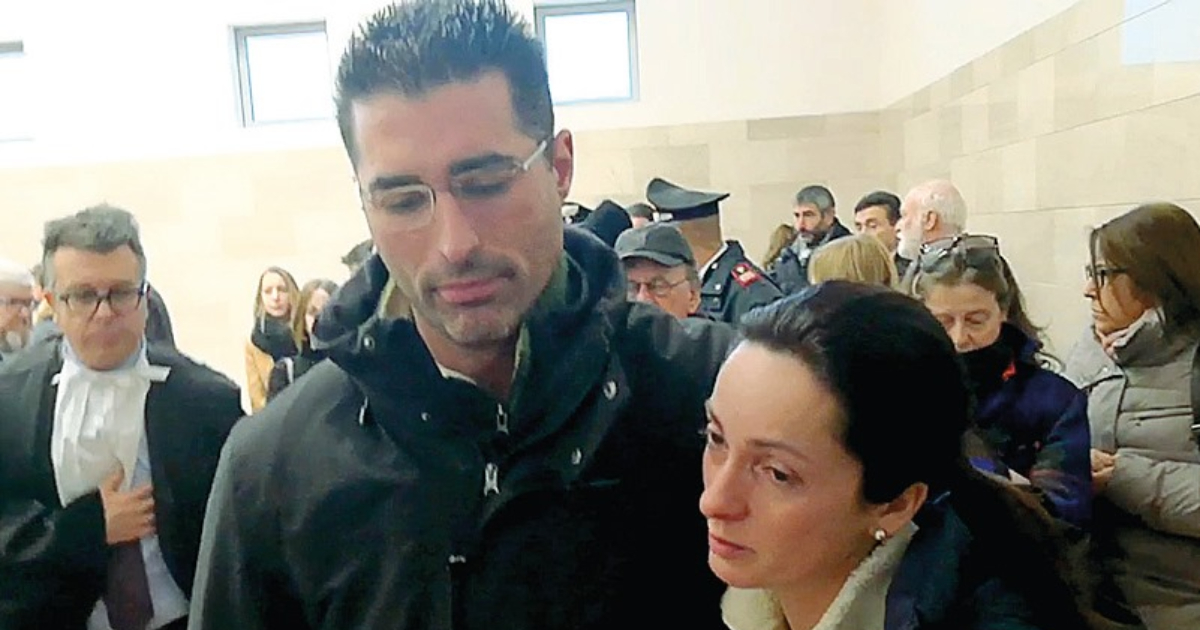 La moglie di Onichini chiede la grazia a Mattarella