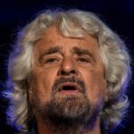 La brutta notizia per il fondatore del M5S Beppe Grillo