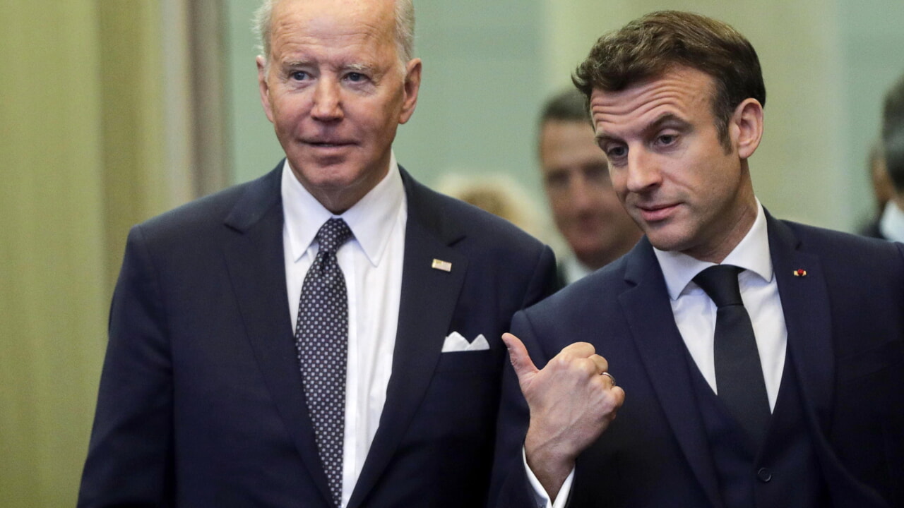 Macron frena Biden che ha definito Putin un genocida