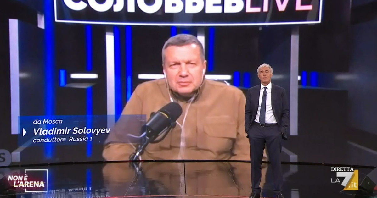 Scontro a Non è l’Arena tra Sallusti e Soloviev