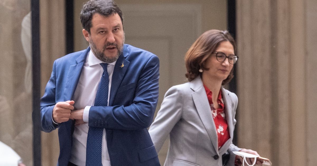 Salvini prova a spaccare Forza Italia