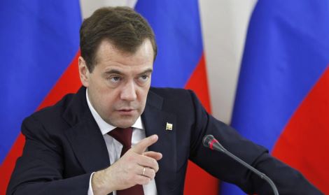 Lo sport preferito di Medvedev è minacciare la Nato
