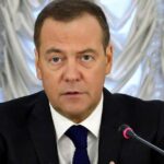 L’ex presidente russo Medvedev minaccia l’Occidente