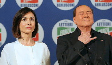 Mara Carfagna conferma l’addio a Berlusconi lanciando pesanti accuse