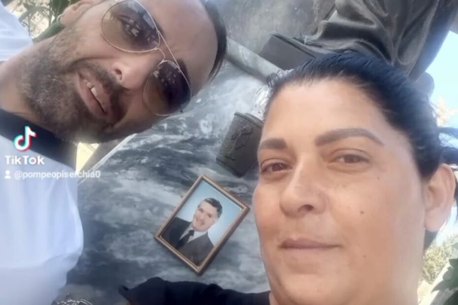 Portano il figlio sulle tombe di Riina e Provenzano: video virale