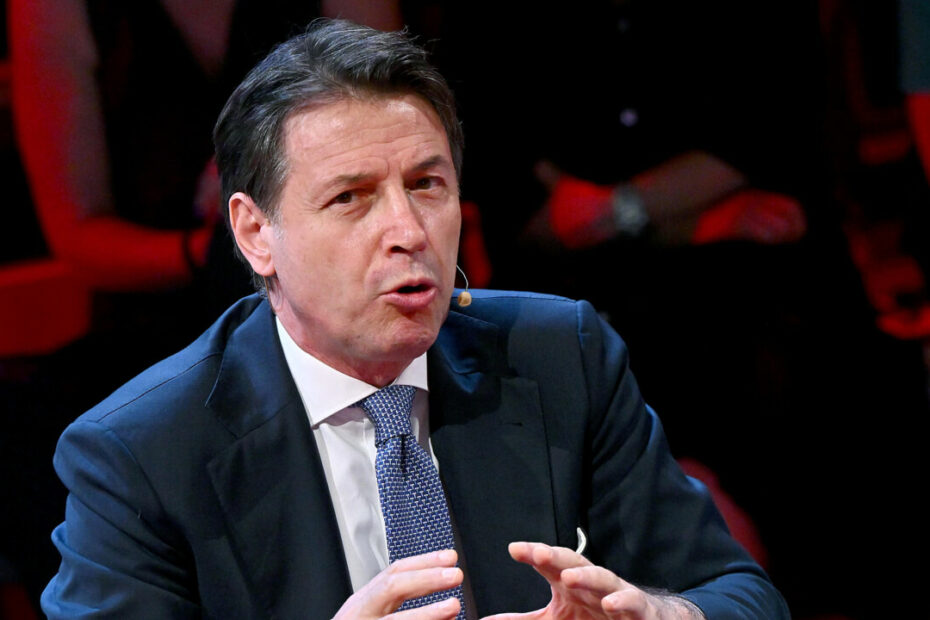 La sfida di Giuseppe Conte agli altri partiti