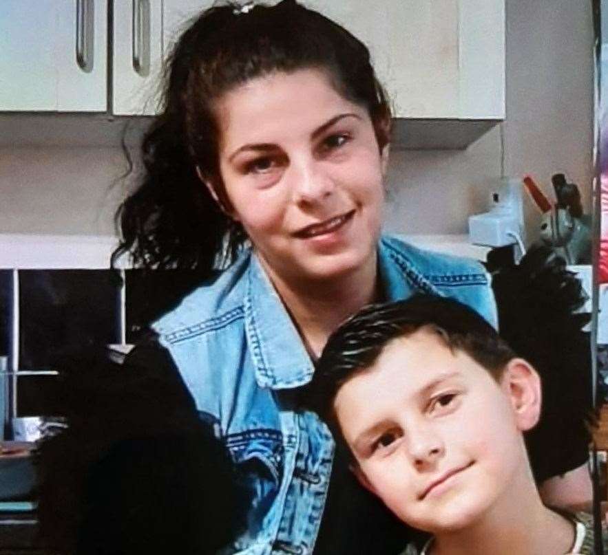 Inghilterra, mamma e figlio morti in un incidente ma è giallo