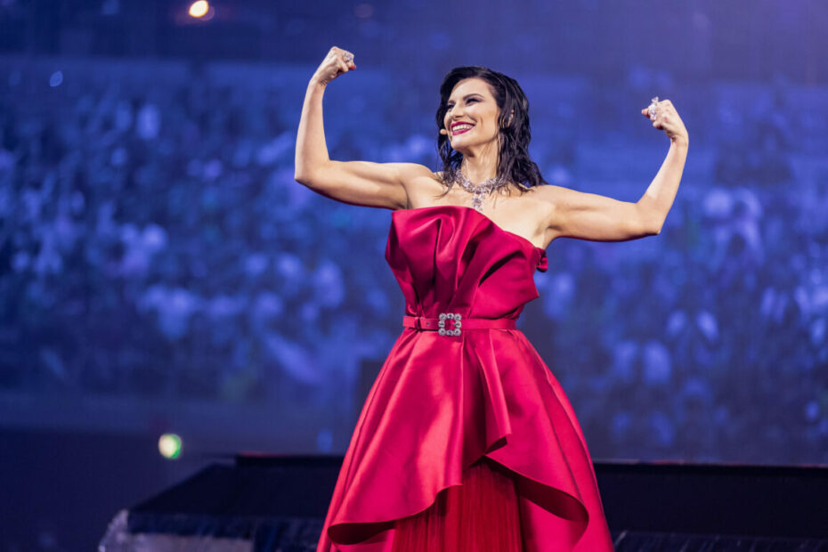 Laura Pausini pubblica un post definitivo sulla vicenda Bella Ciao