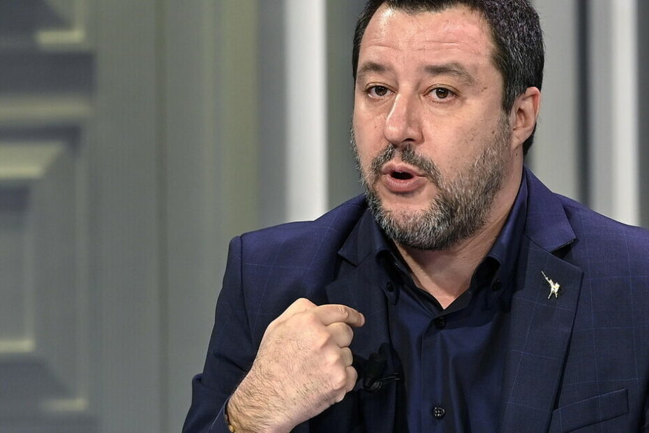 Matteo Salvini scopre finalmente le sue carte