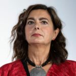 Laura Boldrini perde la testa dopo l’elezione del leghista Fontana alla Camera