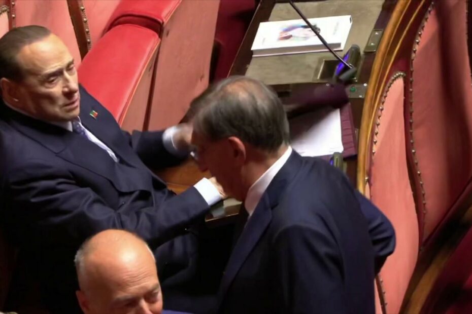Berlusconi sbotta in Senato contro La Russa