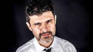 Il giornalista Luca Bottura stavolta non si regola contro Giorgia Meloni