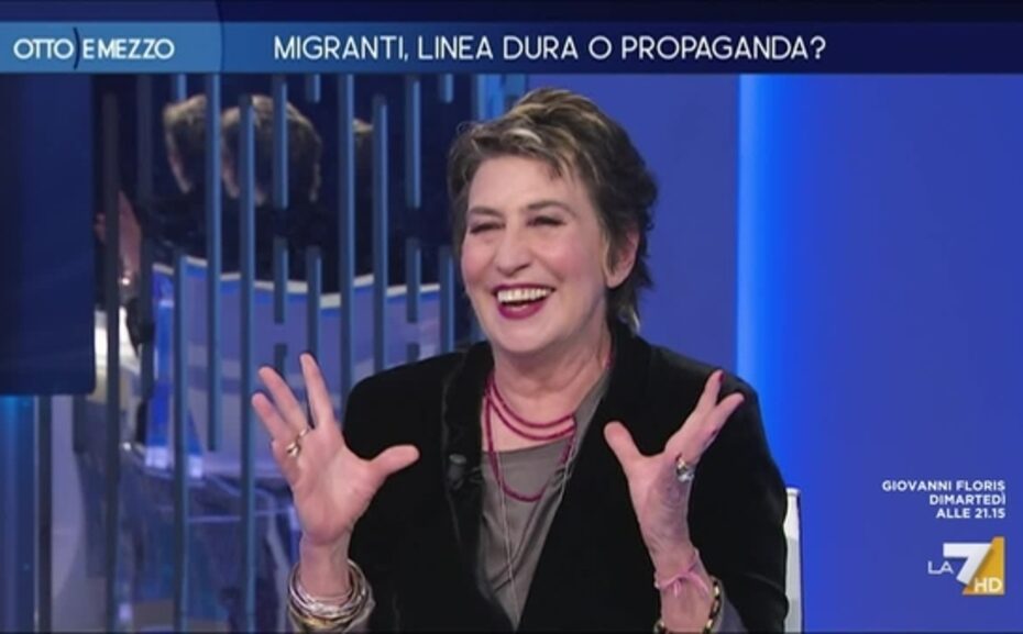 Serena Dandini torna in tv dalla Gruber e insulta la Meloni