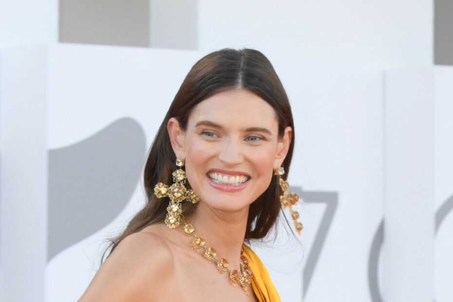 La famosissima modella italiana Bianca Balti attacca Giorgia Meloni