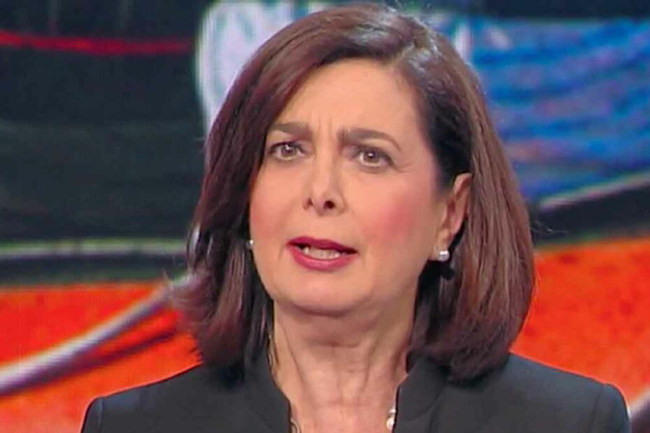 Il cortocircuito di Laura Boldrini in diretta tv