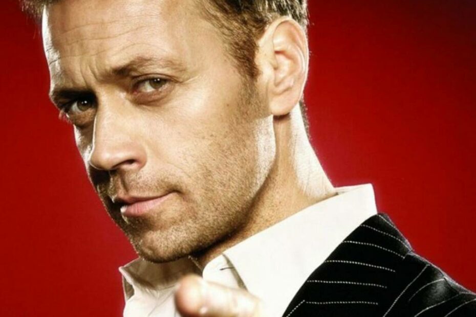 Rocco Siffredi premiato dalla sua città, ma esplode la polemica