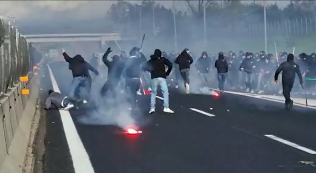 Le intercettazioni choc degli ultras di Roma e Napoli