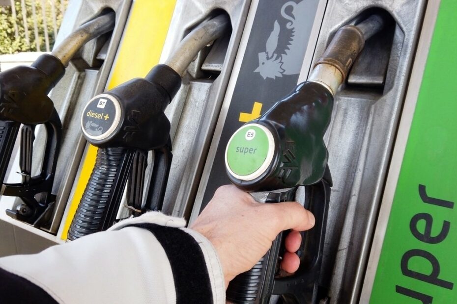 Benzina diesel aumento record