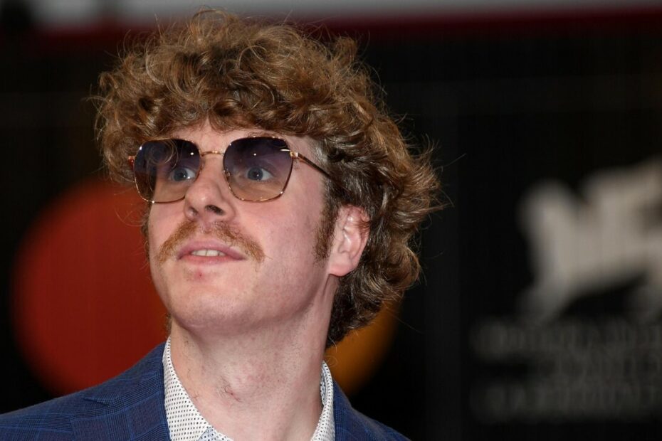 Lodo Guenzi Lo Stato sociale suicidio