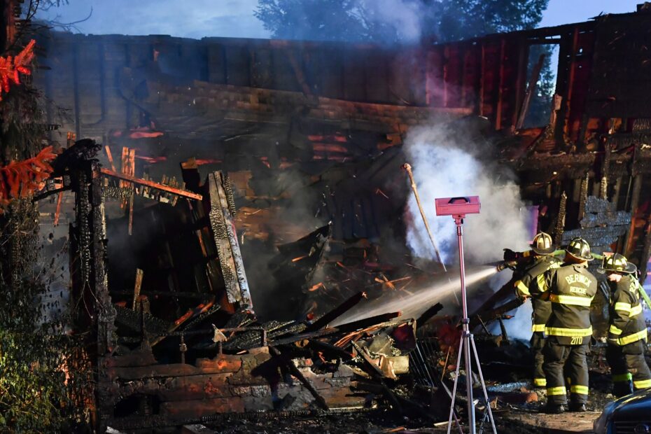 Brucia casa in Francia, morta madre con i sette figli