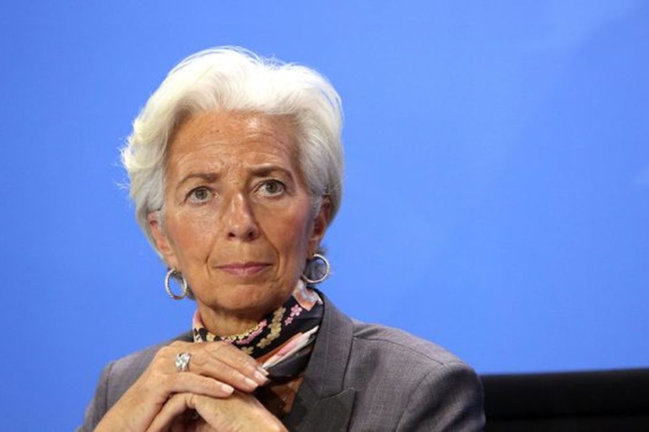 Christine Lagarde annuncia il rialzo dei tassi d'interesse per il 2023