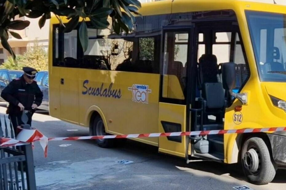 bambino investito scuolabus Sant'Elpidio