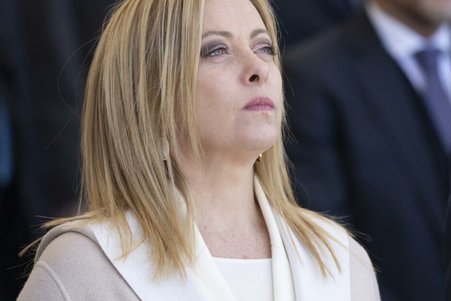 sondaggi politici crollo Meloni