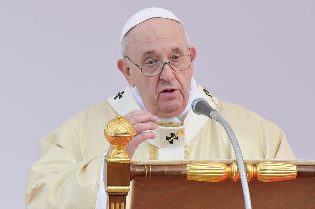 Papa Francesco privilegi cardinali