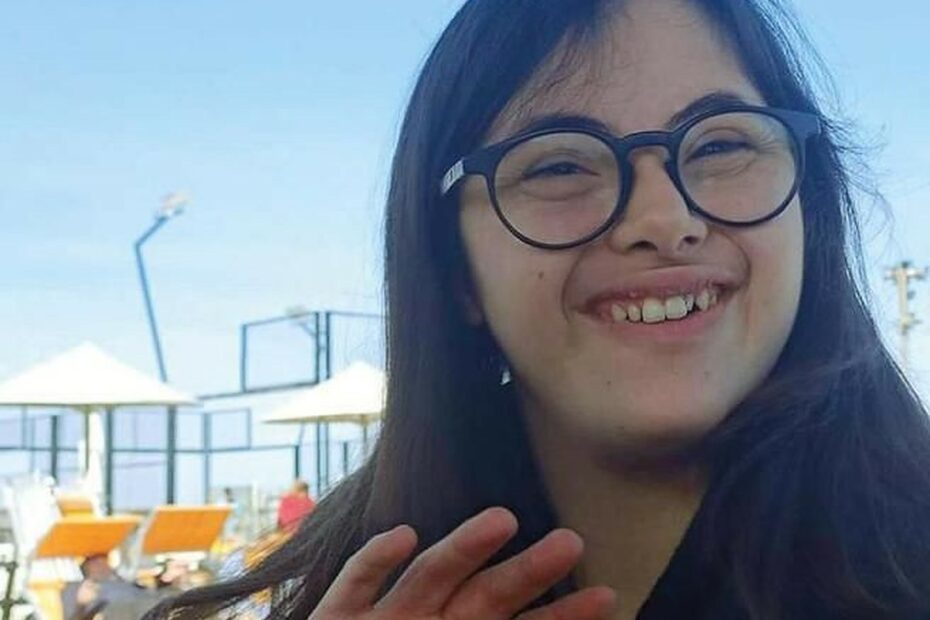 Nina Rosa Sorrentino Down